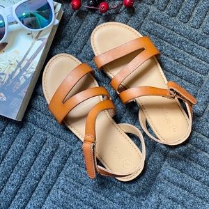 Girls sandals